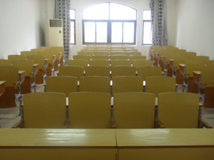 大教室